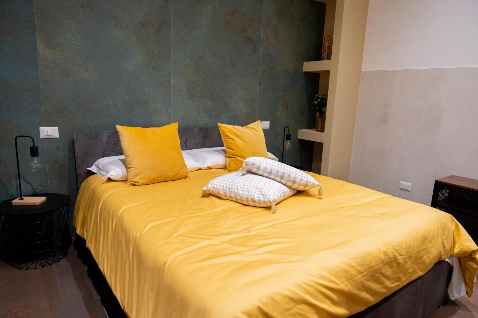 Bed and Breakfast Palazzo Nicolaus Del Lungomare Бари Экстерьер фото